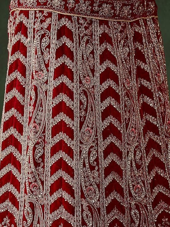 Women'S Maroon Semi-Stiched Heavy Zari Embroidery Velvet Lehenga Choli (MRSSKTVVH7734) - Image 4